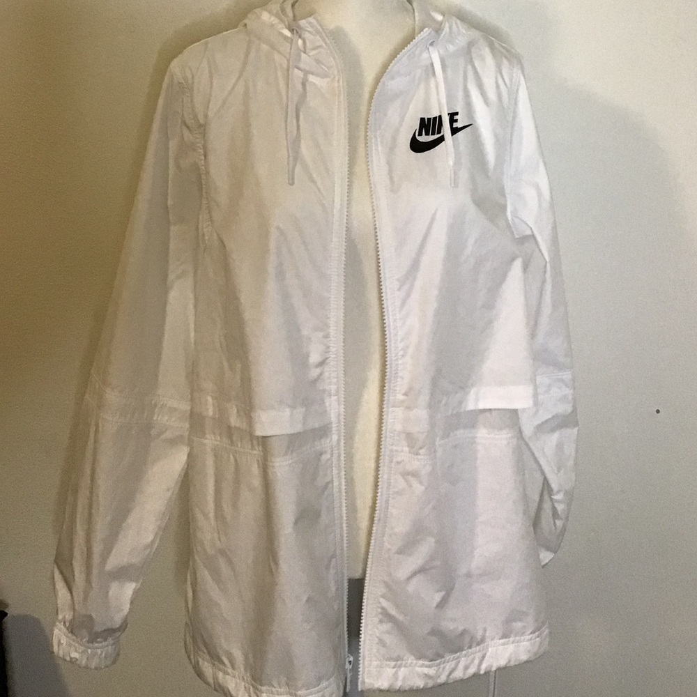 Nike windbreaker